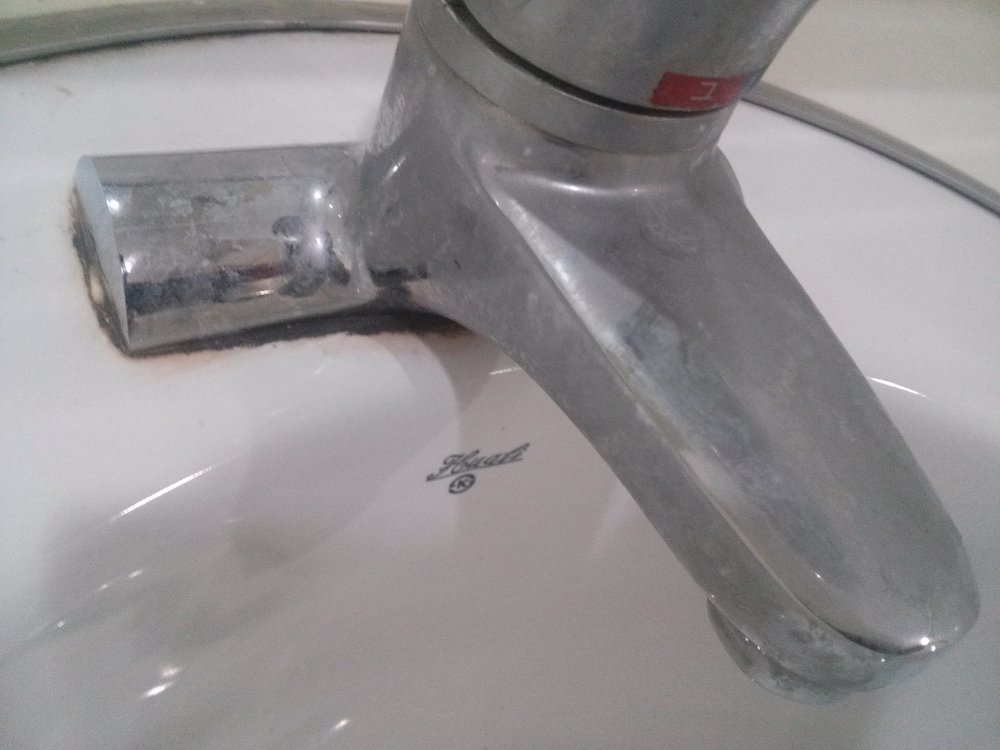 화장실 세면대 첨부이미지 : 도서관3.jpg