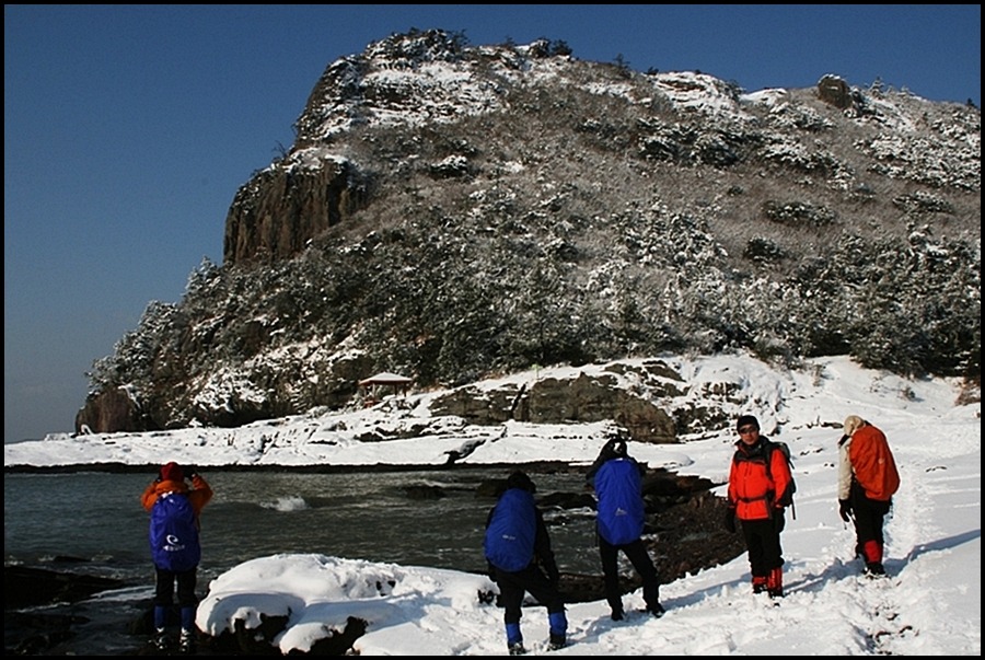 2011년 1월 1일 신년산행객이 제공한 웰빙등산로 설경. 첨부#4