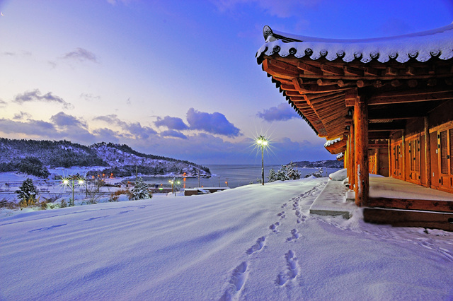 진도 팔도한옥촌 설경 첨부#2