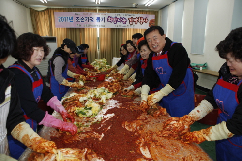 사랑의 김장김치담기 첨부#3