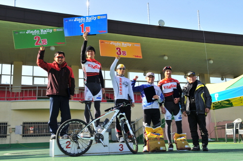 진도군, 제2회 진도해안도로 전국 자전거 대회 개최 이미지