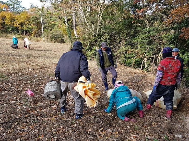 "2017년 한 해 동안 정말 수고 하셨습니다." 첨부#5