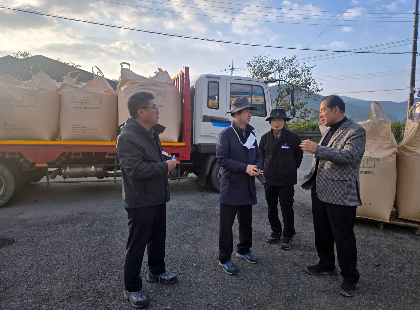 공공비축미곡 수매 현장 방문 이미지