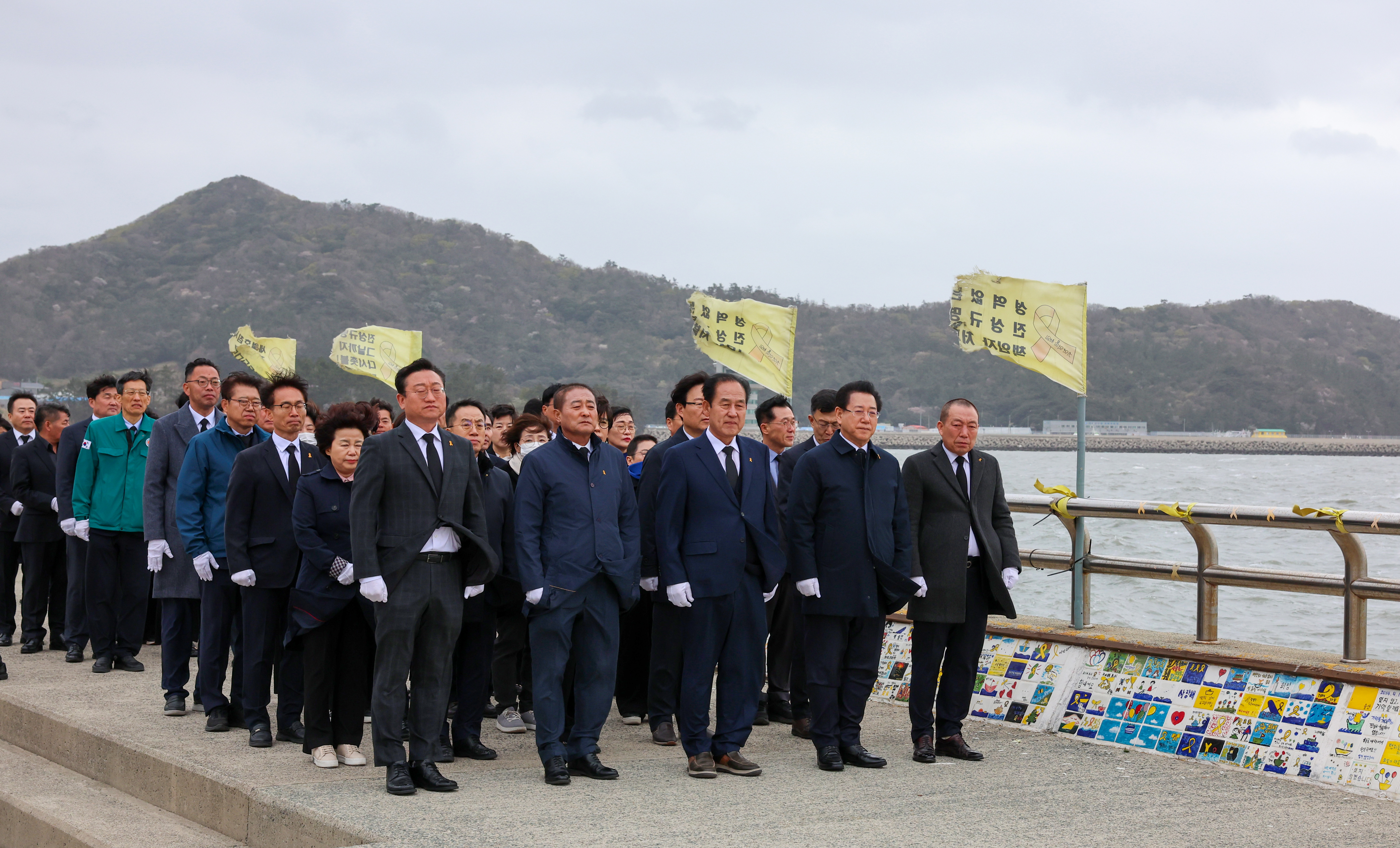 세월호 참사 11주기 추모 참배 이미지