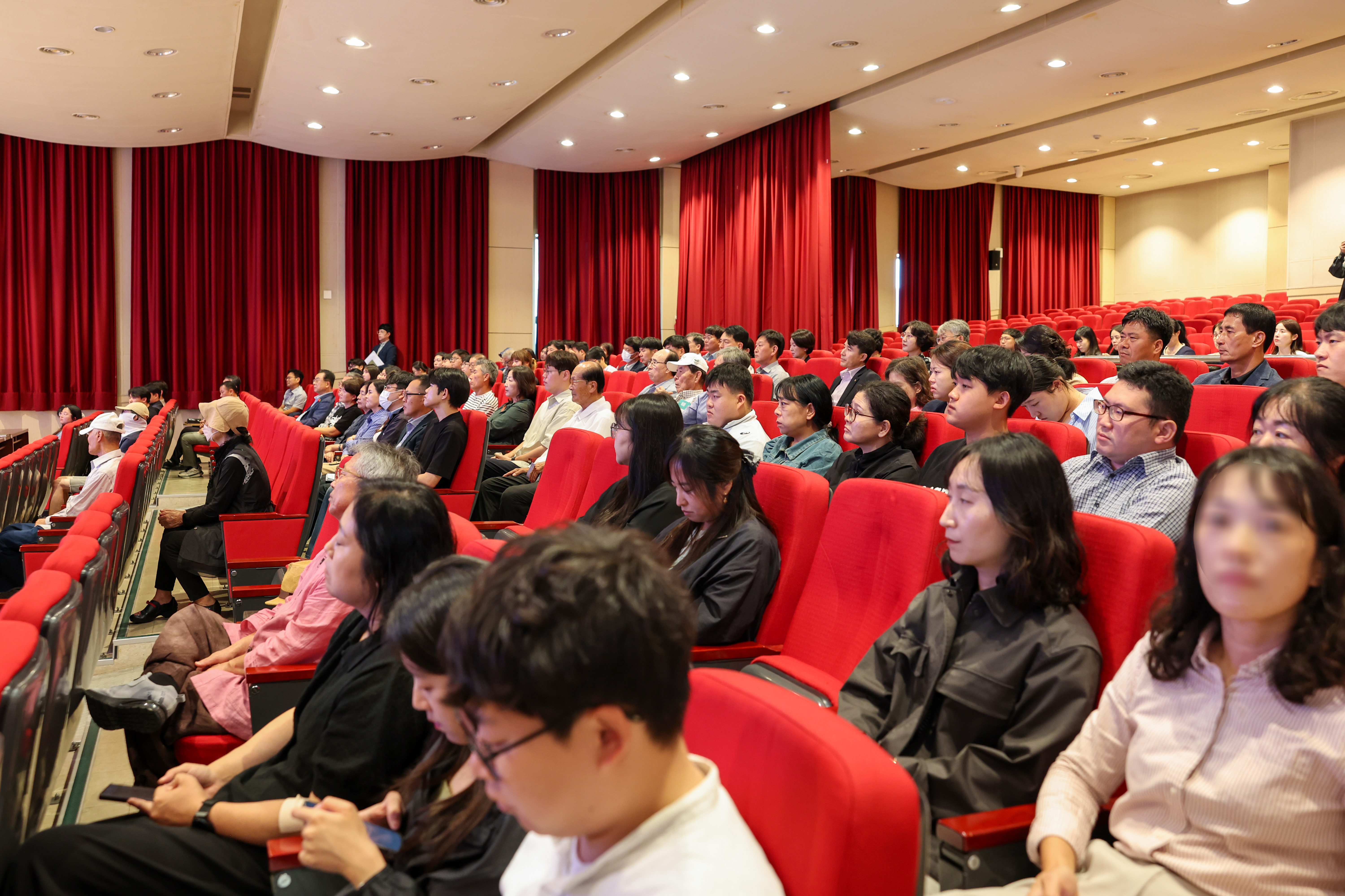 진도 군민행복 아카데미(황지우 시인) 첨부#7