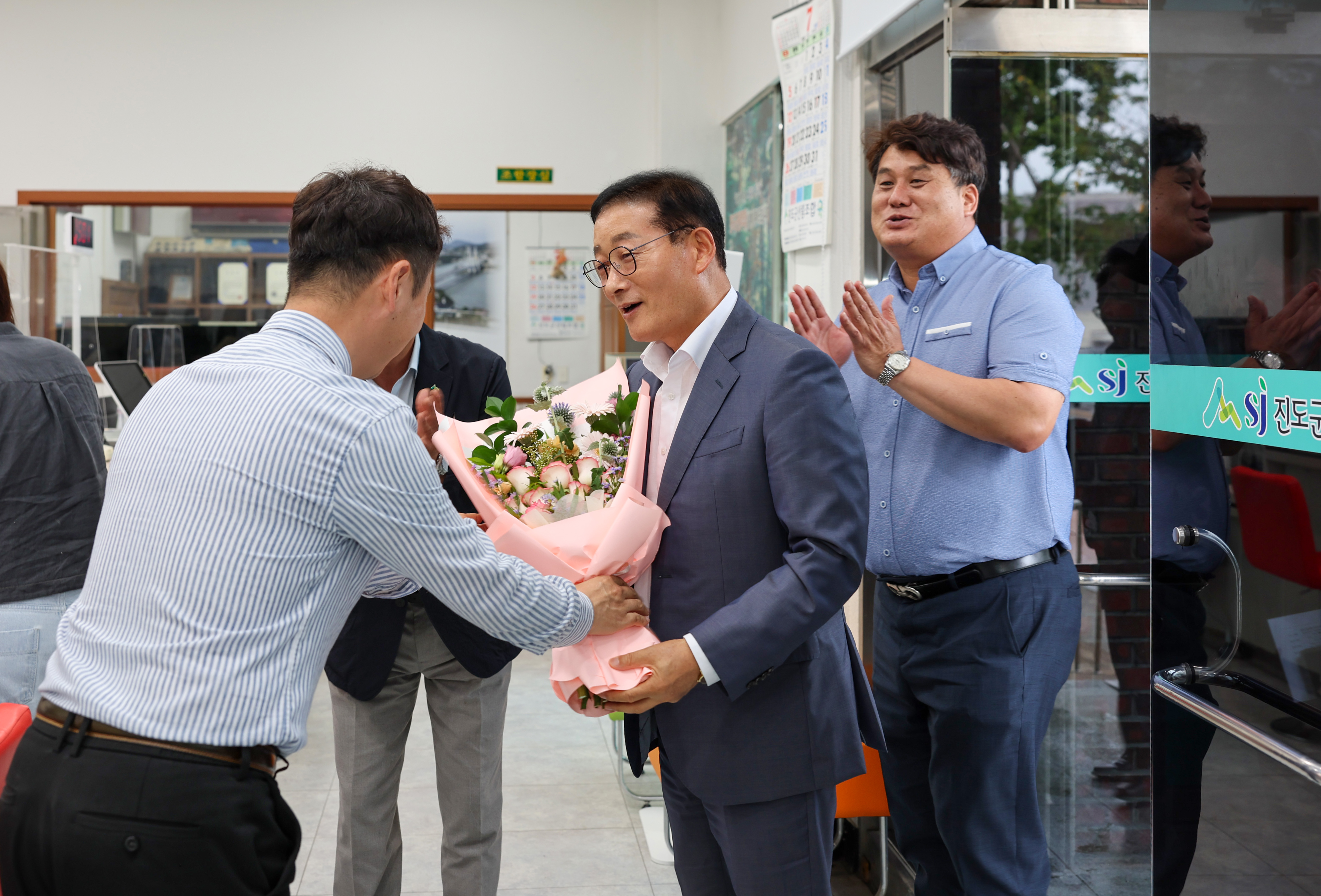 군수님 기관 방문(선관위, 노인회, 산림조합, 우체국, 농협군지부, 소방서) 첨부#3